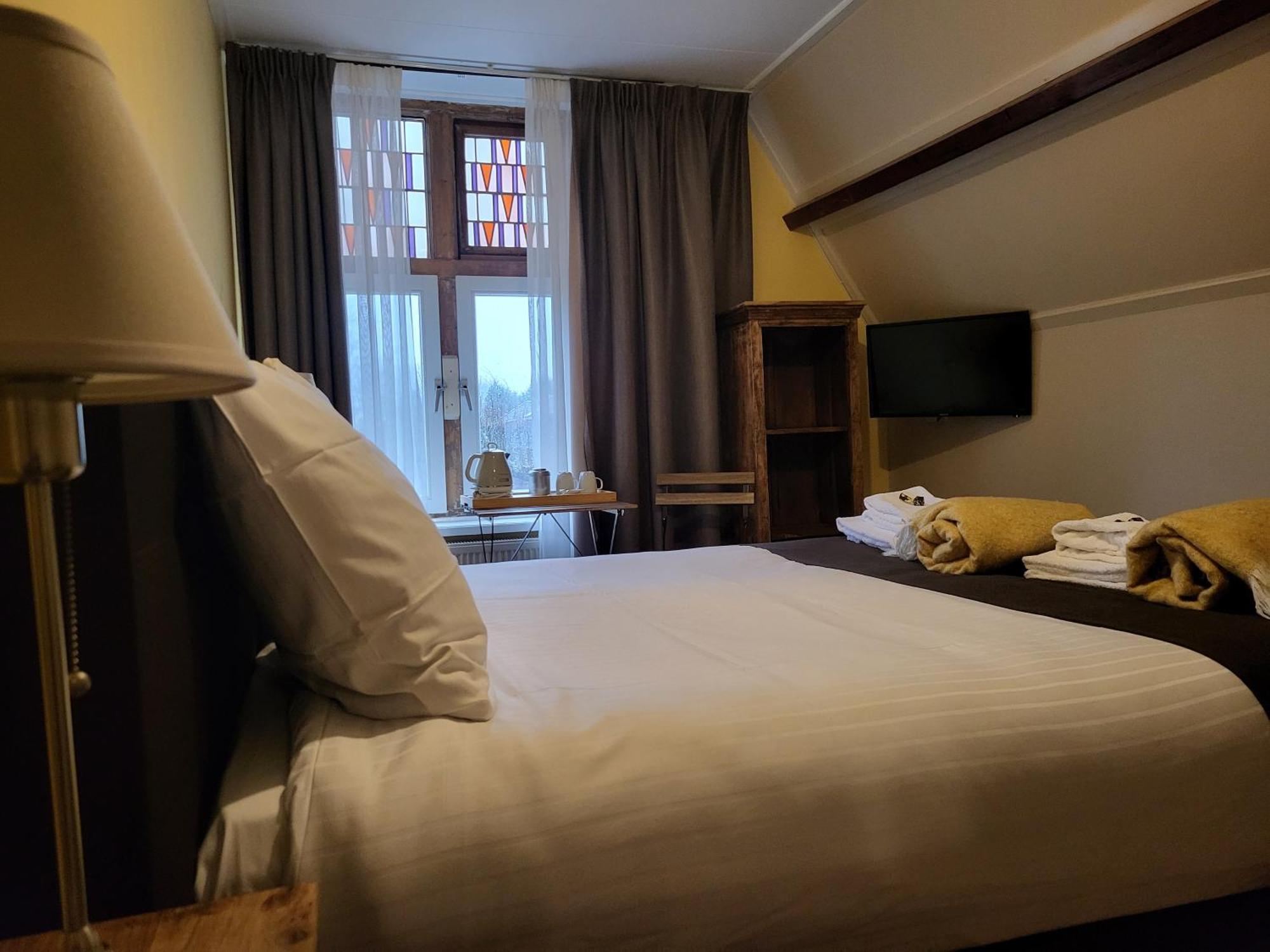 Hotel Stedswal Sloten  Exteriör bild