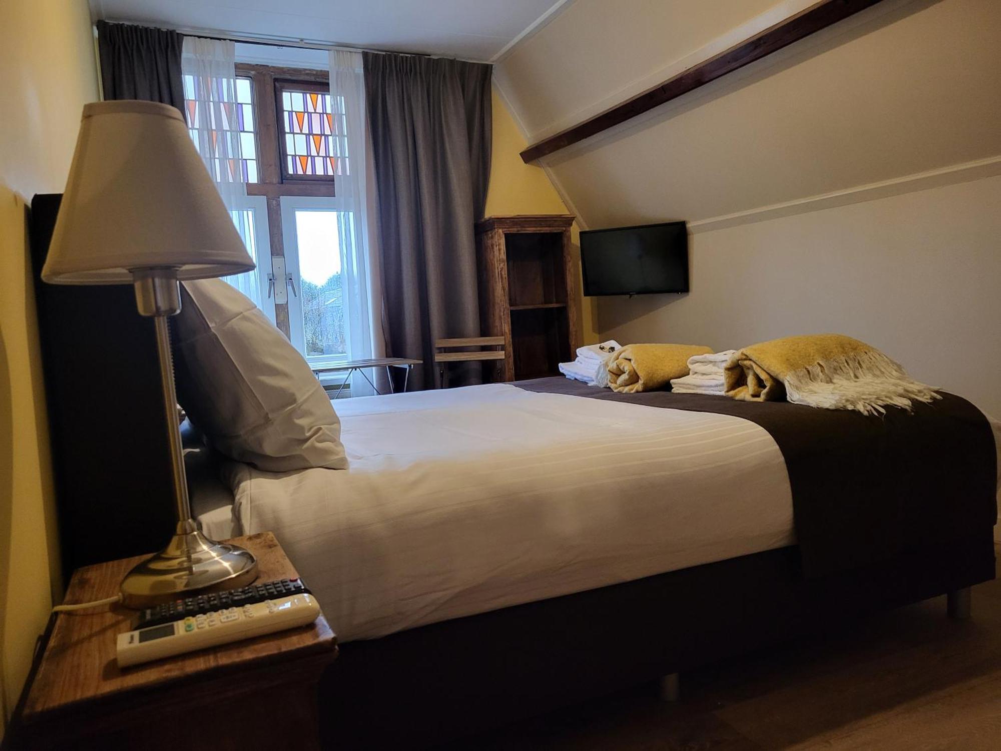 Hotel Stedswal Sloten  Exteriör bild